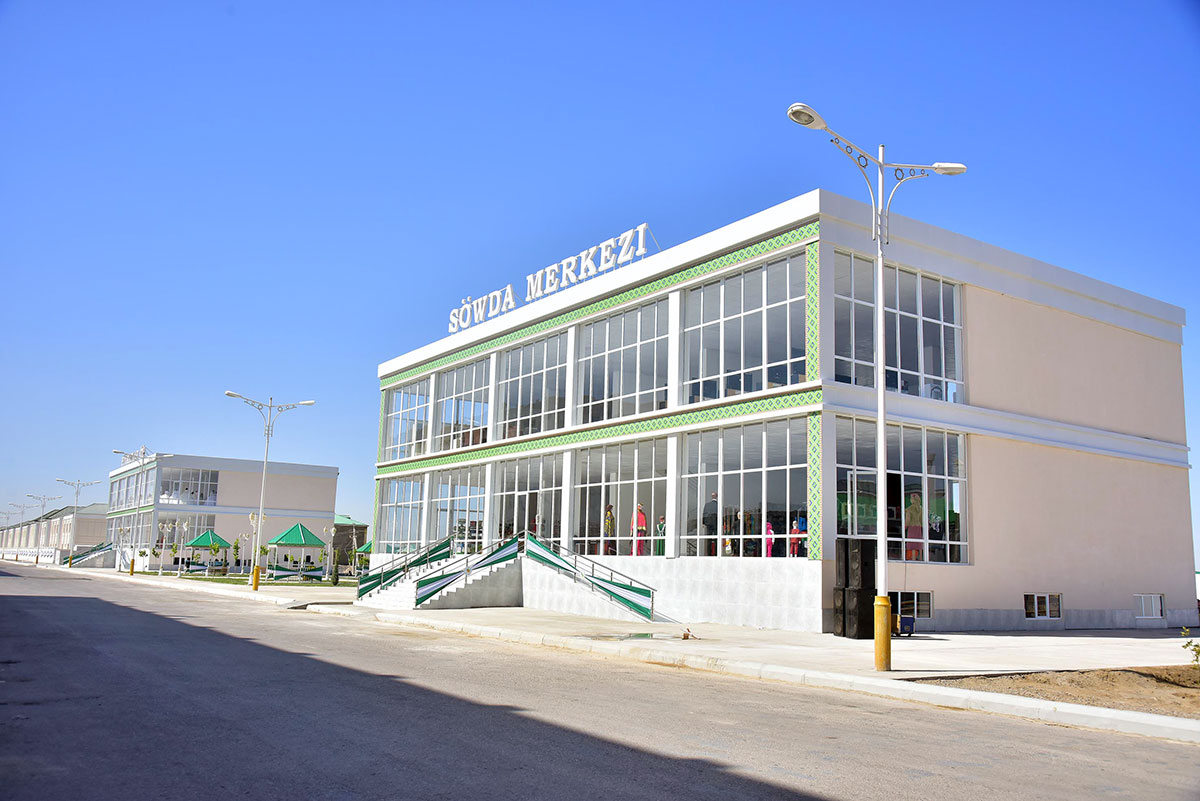 Täze ýaşaýyş jaýlarynyň açylyş dabarasy